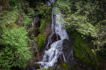 Fototapeta na wymiar Roadside Waterfall