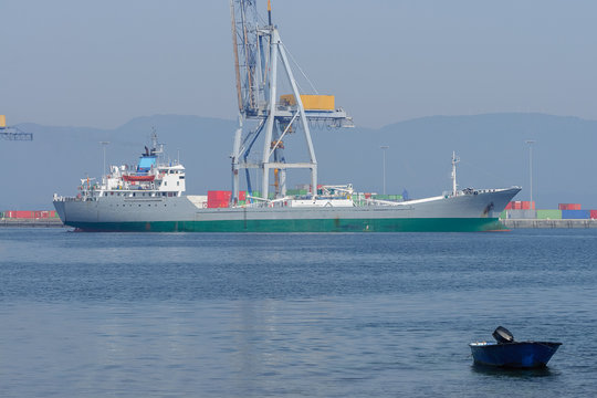 tanker leaving the port