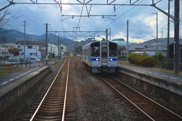 JR四国-予讃線-各駅停車