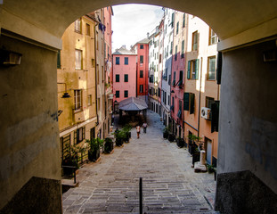 Genova ha il piu' esteso centro storico d'europa - obrazy, fototapety, plakaty