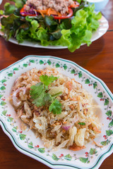 mixed grapefruit with spicy, sweet and sour