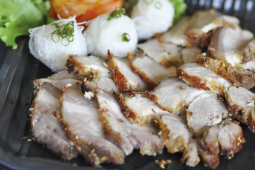 Banh Hoi or grilled pork with noodle