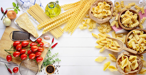 Pasta and ingredients: tomatoes, parmigiano, extra virgin, pens, shells, rigatoni, propellers, mafalda, linguine, fusilli and squid