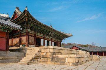 Fototapeta premium It is the Myeongjeongjeon of Changgyeonggung Palace, the palace where kings of Korea saw their work. South Korea, Seoul. ( Sign board text is 