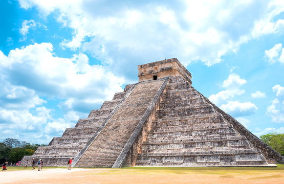 Archeology and nature of the Yukatan peninsula