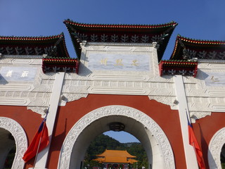 忠烈祠　大門牌楼