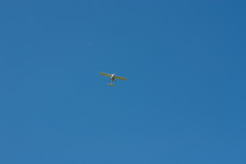 Piccolo aereo in volo