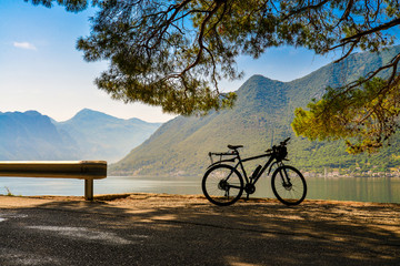 Fototapeta premium Bike silhouette at the morning