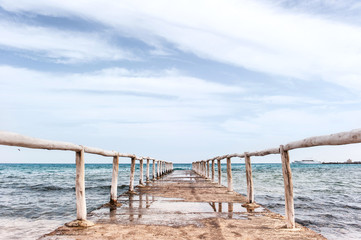 Obraz premium molo w morzu