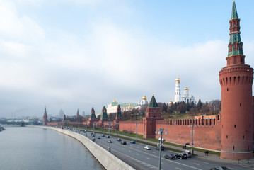 Fototapeta premium view of the Kremlin, Moscow river