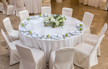 table setting wedding