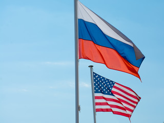 state flags of Russia and the USA