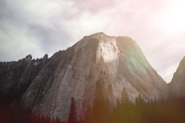 Berg im Sonnenschein - Yosemite Nationalpark, Kalifornien, USA