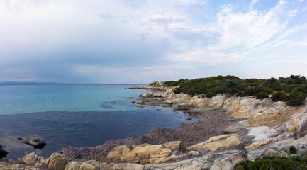 Naklejka premium Beautiful scenery by the sea in Vourvourou, Chalkidiki, Greece 