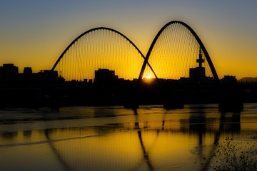 Fototapeta na wymiar Silhouette and sunset atexpo bridge,Daejeon South Korea.