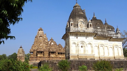 Templos a la entrada del grupo oeste. Khajuraho. Madhya Pradesh . India 