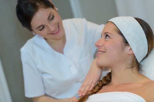 Beautician And Client Smiling At Eachother