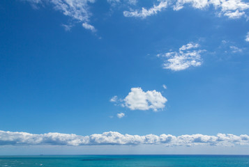Fototapeta premium Ligurian Sea, a view from the azure path (the path of Love), passing through the Cinque Terre park between Vernazza and Corniglia