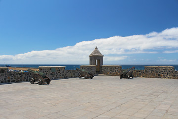 Cañones en Puerto de la Cruz, Tenerife