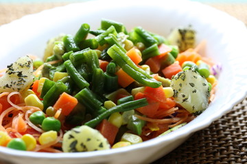 インゲン豆のサラダ／Green beans, potatoes and carrots salad