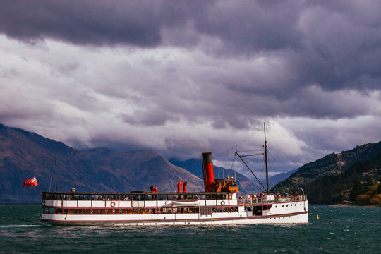 TSS Earnslaw, Lake Wakatipu, Queenstown  April 2017 : " a 1912 Edwardian steamer...the only remaining commercial passenger-carrying coal-fired steamship in the southern hemisphere" - wikipedia