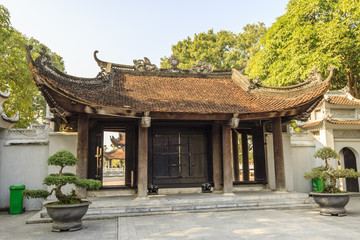 Fototapeta na wymiar Vietnamese temple at Bac Ninh province