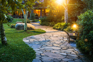 Obraz premium Sunset in a garden.