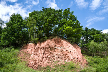 Rotliegend Felsen in der Liether Kalkgrube