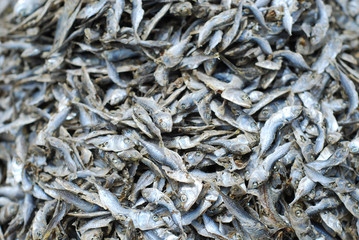 Small dry fried fish