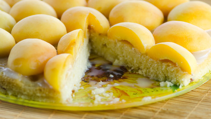 Apricot cake