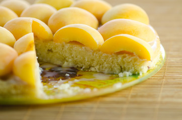Apricot cake