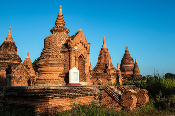 Myanmar  - Sonnenaufgang in Bagan