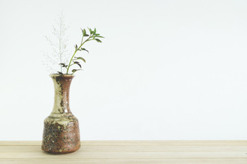Vases and grass flowers Vintage Style 3