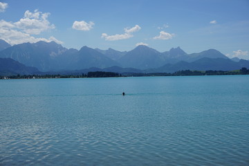 Schwimmer in oberbayerischem See