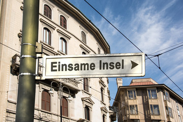 Schild 242 - Einsame Insel