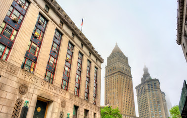 Fototapeta na wymiar The Louis J Lefkowitz State Office Building in New York City