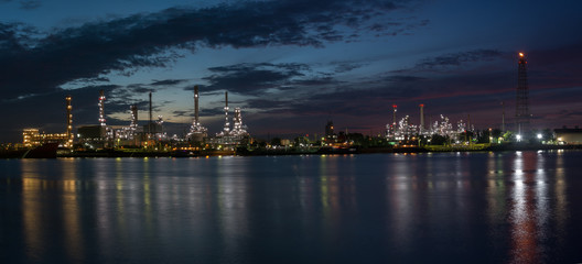Fototapeta premium oil refinery industry plant