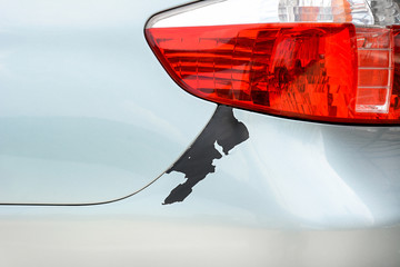 Car color peeling damage