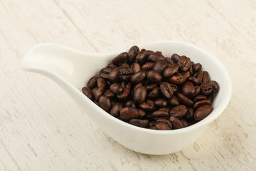 Roasted coffee beans