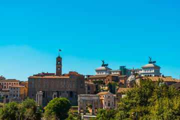 Fototapeta na wymiar beautiful overview of ancient buildings at rome, italy