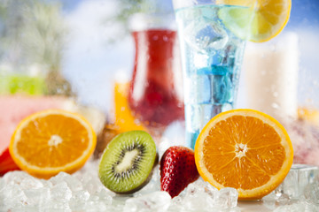 Tropical cocktails set