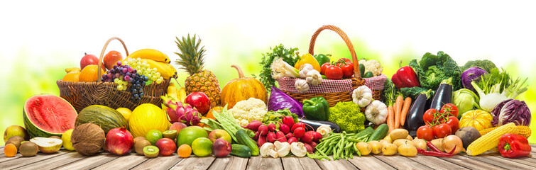 Fototapeta na wymiar Vegetables and fruits background