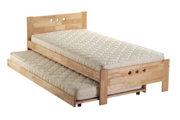 Pull out bed
