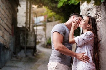 Fototapeta premium Happy young couple lovestory in city.