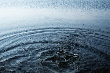 Fototapete Rund Water splash, Water ripples © eyepark