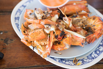 Shrimp shell on dish after to ate