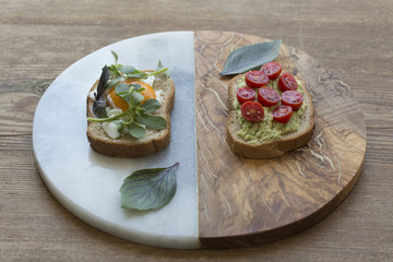 Breakfast toasts