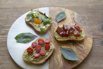 Breakfast toasts