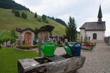 friedhof in mittelberg, kleinwalsertal