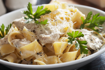 Italian chicken alfredo pasta
